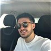 Profesor de clases particulares imparte clases a niñ@s de distintas edades