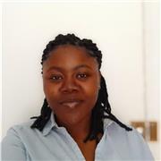 Je donne des cours dans les matières scientifiques en plus de l'anglais et le français pour les primaires, les collégiens, lycéens, en présentiel c'est nettement mieux.