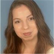 Soy graduada en administración y dirección de empresas. Imparto clases de todas las asignaturas relacionadas con economía, ADE etc