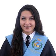 Profesora de inglés y apoyo. Con el grado de Educación Primaria y especialidad en inglés. Con un B2 de inglés EOI