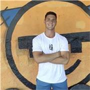 Soy un preparador físico que busca lograr los objetivos de sus alumnos, sean estos a nivel deportivo o salud/estética