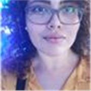 Maestra con Licenciatura en diseño para la comunicación gráfica enfoque artístico y de fotografía,manejo del idioma inglés