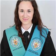 Soy maestra de Educación Primaria y Pedagoga. Doy apoyo a primaria y la ESO.