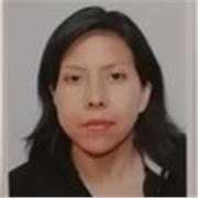 Maestra de preescolar imparte clases a niños de 3 a 6 años de edad