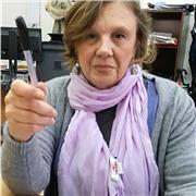 Madre lingua inglese offre lezioni. Conversazioni a chi già ha un livello da A2 a B1. Traduzioni anche di carattere tecnico