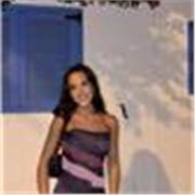 Soy una chica risueña y con ganas de enseñar, principalmente estoy formándome para dar clases a alumnos de primaria