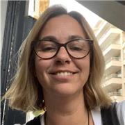 Maman dynamique au foyer toujours disponible pour vos bambins ou ados