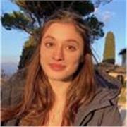 Studentessa universitaria offre ripetizioni di Italiano e Latino