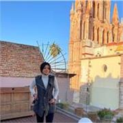 Maestra de español para clases virtuales
