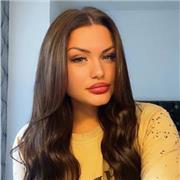 Nachhilfelehrerin mit Herz und Engagement – Ich helfe gerne weiter!
Für Deutsch und Englisch