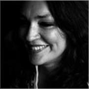 Offro lezioni private di italiano, latino e storia a ragazzi delle scuole medie e superiori.