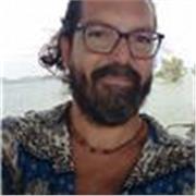 Profesor titulado en español e inglés para la docencia. También hablo francés 