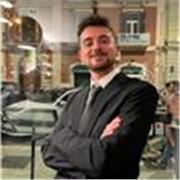 Dottore di ricerca appassionato di fisica e matematica. 
