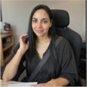 Licenciada en psicología, maestra en terapia familiar, especialista en trauma y entrenamiento en EMDR