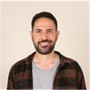 Licenciado en Relaciones Laborales con posgrado en Sostenibilidad y conocimientos de Psicología 