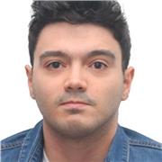 Profesor de inglés, español y/o francés con experiencia previa con personas de diferentes niveles.