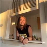 Profesora de repaso de la ESO y primaria, también de primero de bachiller social. Actualmente cursando primero de educación social en la UDL