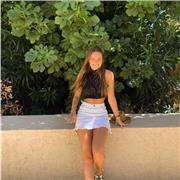 Soy Celia, actual estudia te universitaria y doy clases tanto a estudiantes de primaria, como de ESO