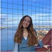 Profesora de inglés con nivel C2 certificado de Cambridge apta para enseñar cualquier nivel de inglés, desde B2 hasta C2