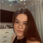 Profesora de Educación Primaria imparte clases de Lengua, pero también otras materias como Matemáticas, Inglés, Naturales