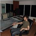 Sound engineer propone lezioni di produzione musicale, post-produzione audio, editing e produzione podcast