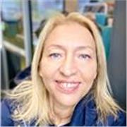 Professeur très psychologue, depuis 25 ans dans l ed nat.ayant une pédagogie différente et adaptée à toutes les difficultés . Beaucoup d humour