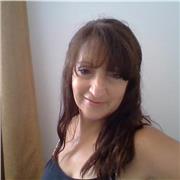 Profesora de Filospfía.Dicta clases 4 a 8 basico ( Filosofía para niños) 3 a 4 Medio Filosofía