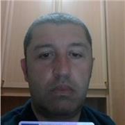 Laureato in economia aziendale e scienze economiche impartisce lezioni di ragioneria generale ed applicata a studenti delle scuole superiori