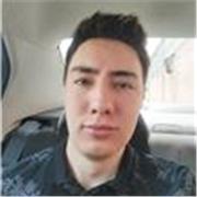 Dictó clases de informática para niños y adultos