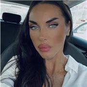 Sono una persona motivata e determinata, che cerca sempre di migliorare sempre la propria forma fisica e salute.