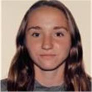 Mujer con experiencia para cuidar y ayudar a niños con sus tareas