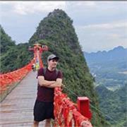 Universitario con experiencia, doy clases de refuerzo a alumnos de primaria a bachillerato.