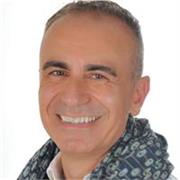 Cerchi un tutor che ti segua e ti faccia appasionare allo studio, contattami e dimmi come posso aiutarti, sono qui per questoHo