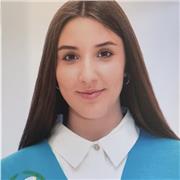 Profesora de inglés nivel B2,con capacidad para enseñar a nivel de eso,primaria y bachillerato.