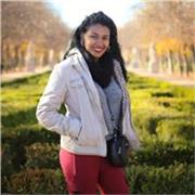 Imparto clases de apoyo y acompañamiento escolar a niños, niñas y adolescentes asi como tambien estudiantes de universidad. 
Sin embargo, tambien doy clases direccionadas al manejo del idioma, teniendo en cuenta el nivel inicial del alumno (asi no tenga 