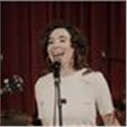 Profesora de canto personalizada para todos los niveles