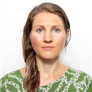 Deutsch und Kunst Lehrerin, mit Leidenschaft zur Förderung von Kindern und Jugendlichen.