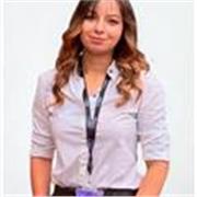 Marketing graduate and friendly English tutor helping students and young professionals improve fluency and confidence.