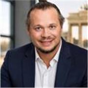 Profesor de alemán desde el 2015 del Bundesamt für Migration und Flüchtlinge 

(Oficina Federal de Migración y Refugiados de Alemania)