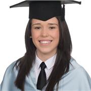 Soy graduada en Filología Francesa, apasionada por la enseñanza del idioma y la cultura francófona. Me dirijo a estudiantes de ESO