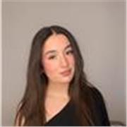 Tengo la carrera de marketing digital y publicidad y he trabajo brindando apoyo y haciendo clases a niños 