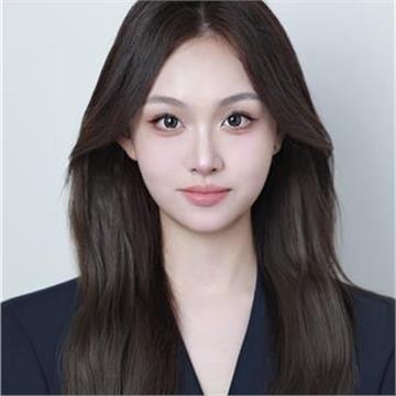 Yifei