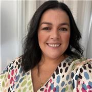 Professora particular em História, Inglês para Iniciantes ou Negócios com experiencia online