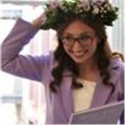 Studentessa universitaria offre lezioni di lingua inglese