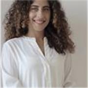 Laureata in Lingue moderne per la comunicazione e la cooperazione internazionale. Impartisco lezioni di spagnolo e ho esperienza