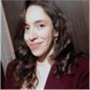 Estudiante avanzada de profesorado universitario en historia para clases de apoyo en ciencias sociales