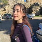 Profesora de apoyo particular para cualquier materia de humanidades y artes, desde primaria hasta bachillerato