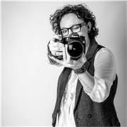 Offro lezioni di fotografia a studenti e appassionati della materia. 