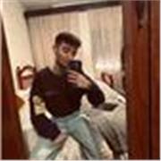 Soy un chico Español de 23 años que está dispuesto a hacer que aprendas Español de una forma online más llevadera.