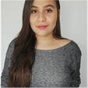 Profesora de apoyo a estudiantes, fortaleciendo sus hábitos de estudio
y acompañando a las familias en el proceso educativo